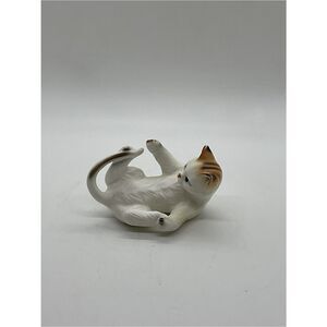 White and Tan Ceramic Cat Figurine - Catching Its Tail